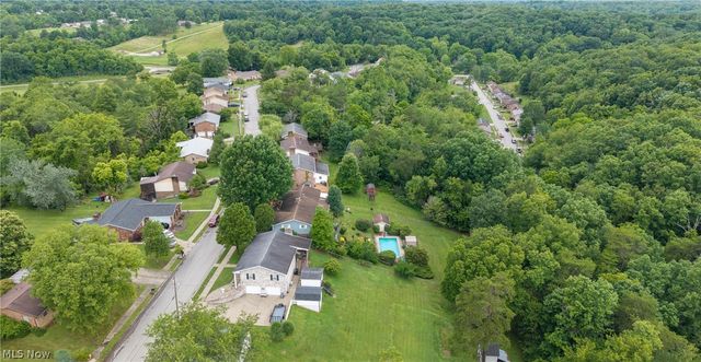 329 Wakefield Drive, Washington, WV 26181