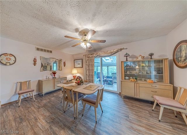 329 Wakefield Drive, Washington, WV 26181