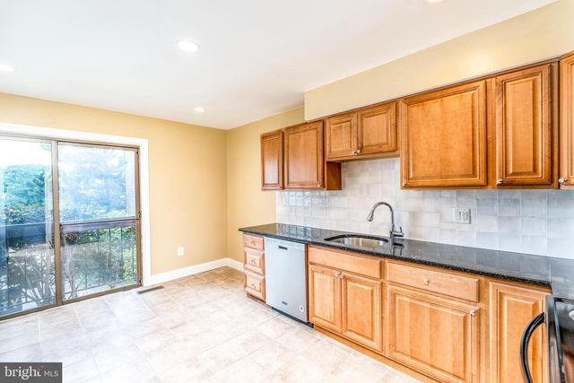 3134 DELBURNE CT, Fairfax, VA 22031