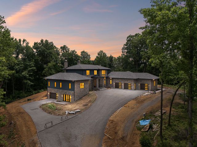 1782 Springwater Lane, Thompsons Station, TN 37179