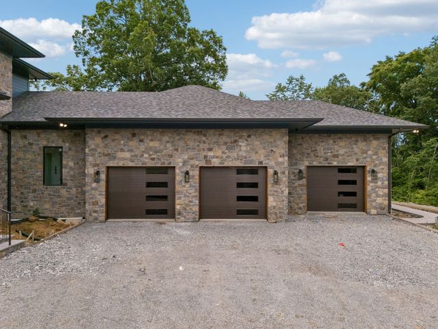 1782 Springwater Lane, Thompsons Station, TN 37179