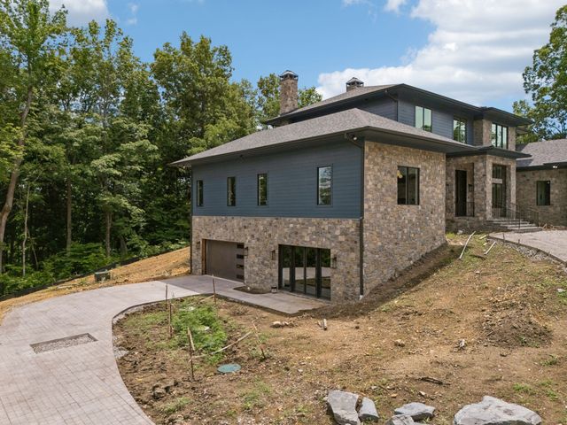 1782 Springwater Lane, Thompsons Station, TN 37179