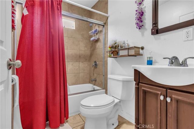 706 W 77th, Los Angeles, CA 90044