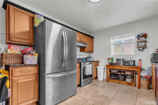 706 W 77th, Los Angeles, CA 90044