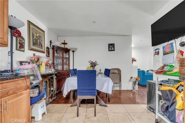 706 W 77th, Los Angeles, CA 90044