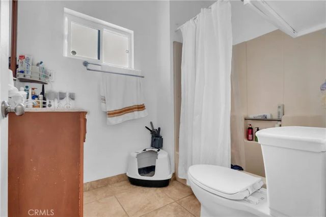 706 W 77th, Los Angeles, CA 90044