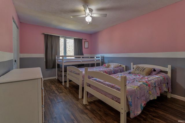 670 S Burkhardt Road, Evansville, IN 47715