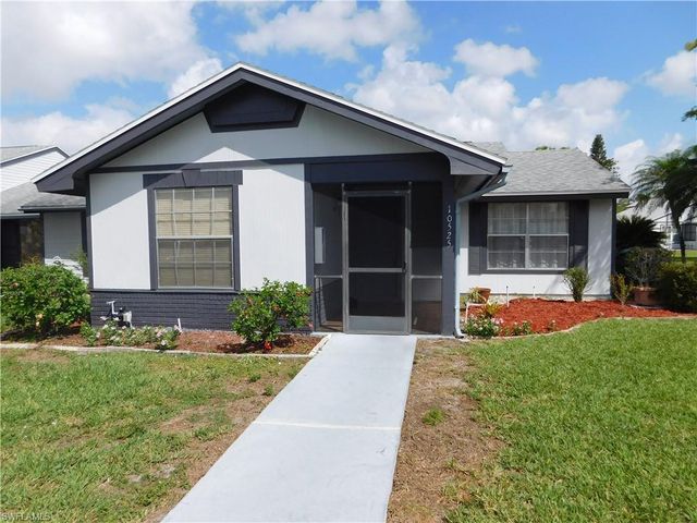 10525 Putnam CT, Lehigh Acres, FL 33936