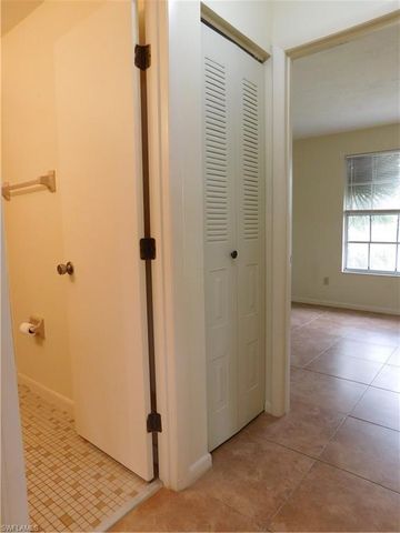 10525 Putnam CT, Lehigh Acres, FL 33936