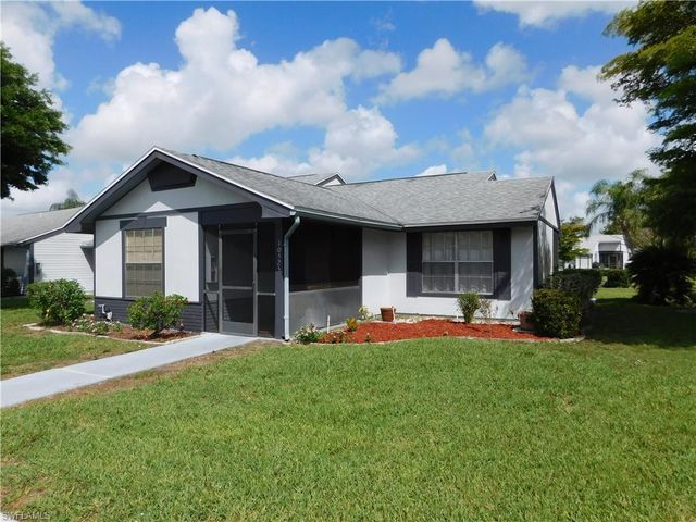 10525 Putnam CT, Lehigh Acres, FL 33936