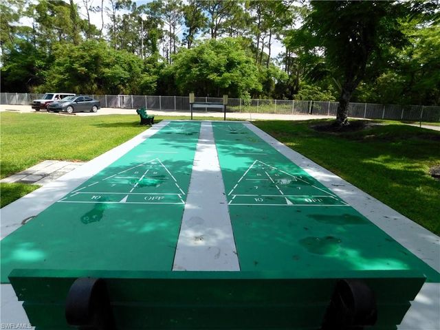 10525 Putnam CT, Lehigh Acres, FL 33936