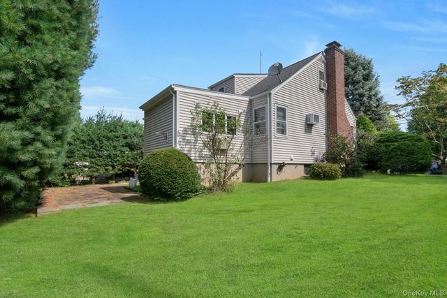 263 Pythian Avenue, Hawthorne, NY 10532
