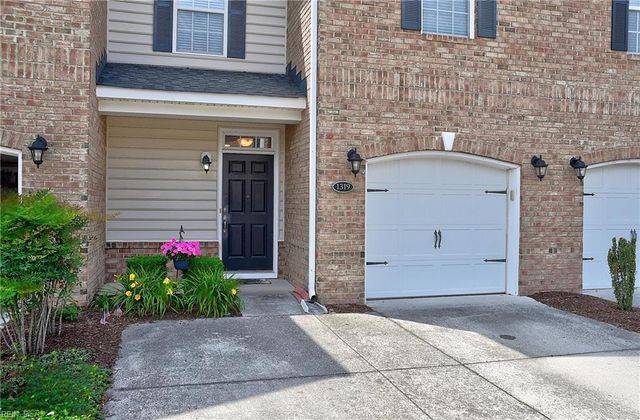1319 Abelia Way, Virginia Beach, VA 23454
