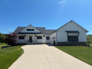 4649 Hidden Ridge Drive, Georgetown Twp, MI 49426