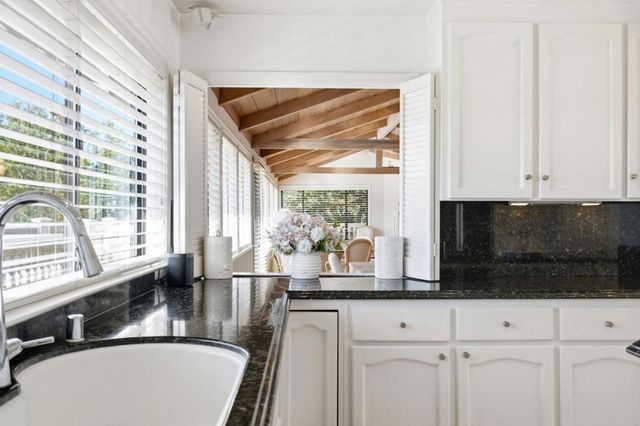 911 Matts Court, Los Altos, CA 94024