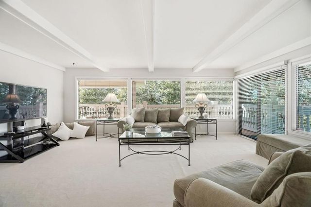 911 Matts Court, Los Altos, CA 94024