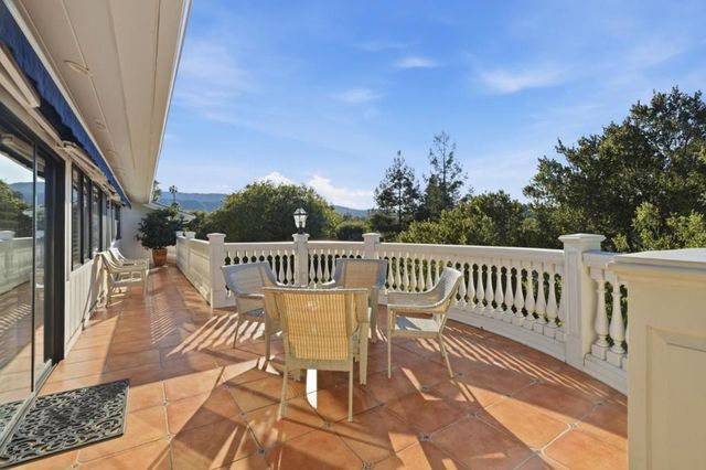 911 Matts Court, Los Altos, CA 94024