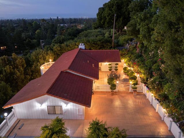 911 Matts Court, Los Altos, CA 94024