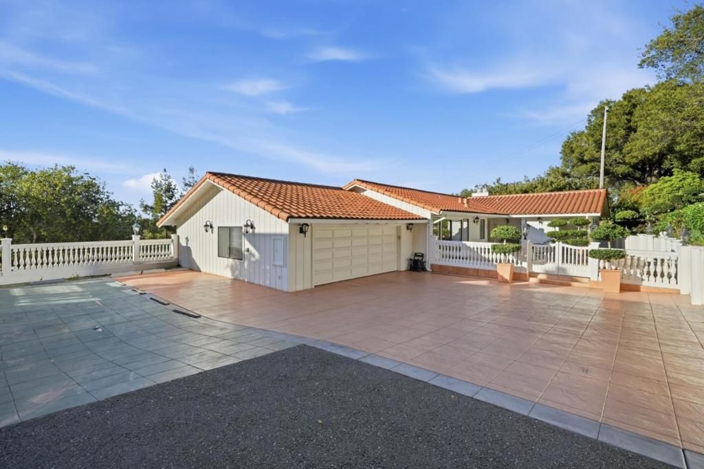 911 Matts Court, Los Altos, CA 94024