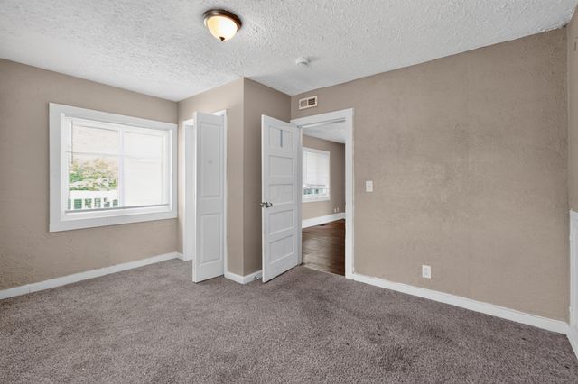 424 Emmit Avenue, Columbus, OH 43228