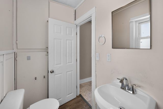 424 Emmit Avenue, Columbus, OH 43228