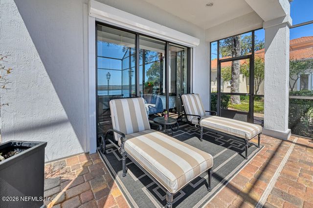 1037 SHIPWATCH Drive E, Jacksonville, FL 32225