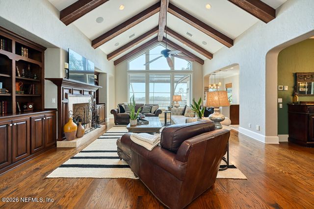 1037 SHIPWATCH Drive E, Jacksonville, FL 32225