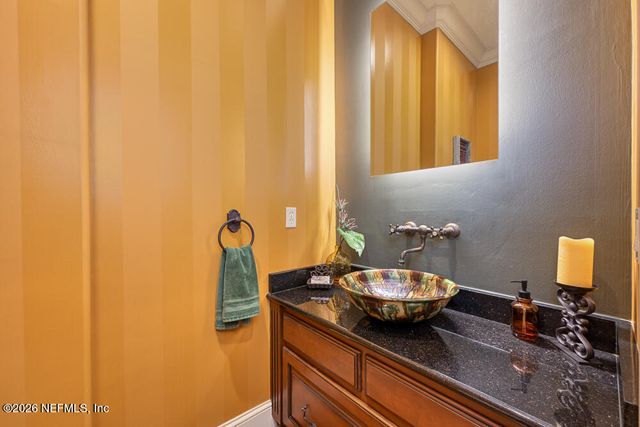 1037 SHIPWATCH Drive E, Jacksonville, FL 32225