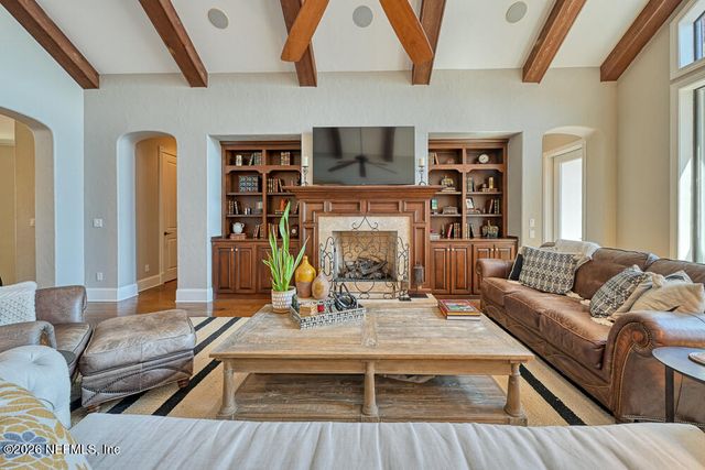 1037 SHIPWATCH Drive E, Jacksonville, FL 32225