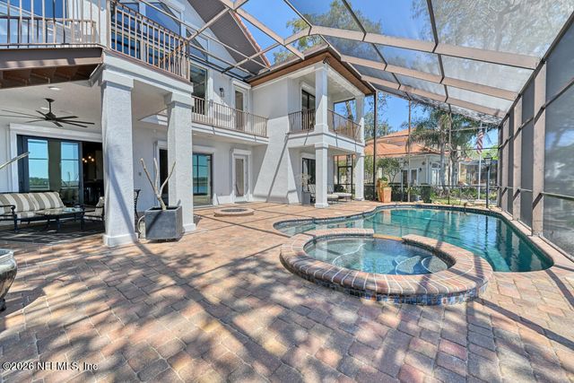 1037 SHIPWATCH Drive E, Jacksonville, FL 32225