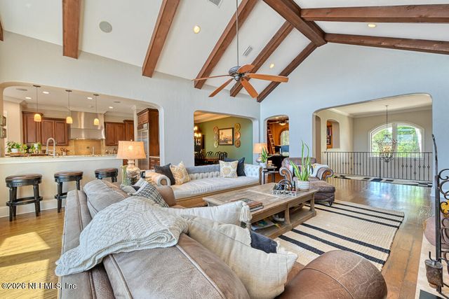 1037 SHIPWATCH Drive E, Jacksonville, FL 32225