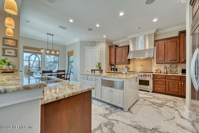 1037 SHIPWATCH Drive E, Jacksonville, FL 32225