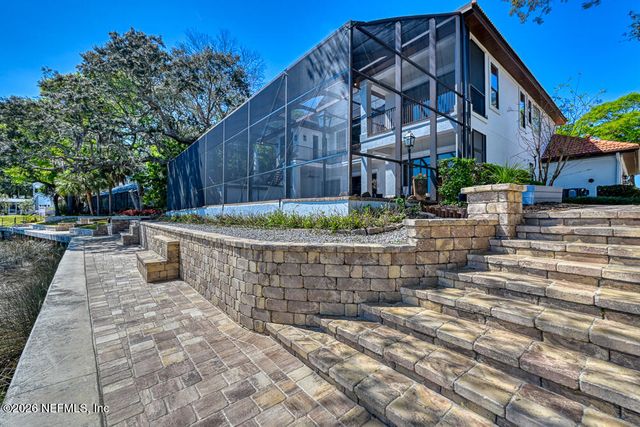 1037 SHIPWATCH Drive E, Jacksonville, FL 32225