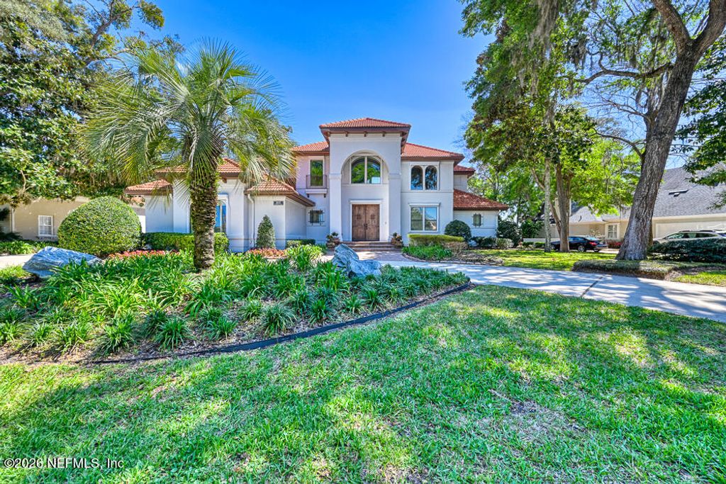 1037 SHIPWATCH Drive E, Jacksonville, FL 32225