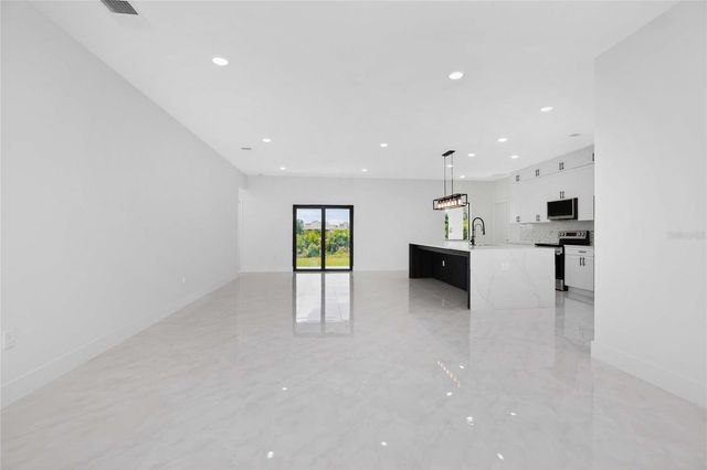 7316 DONAHUE STREET, Port Charlotte, FL 33981