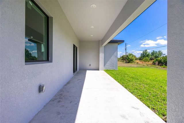 7316 DONAHUE STREET, Port Charlotte, FL 33981
