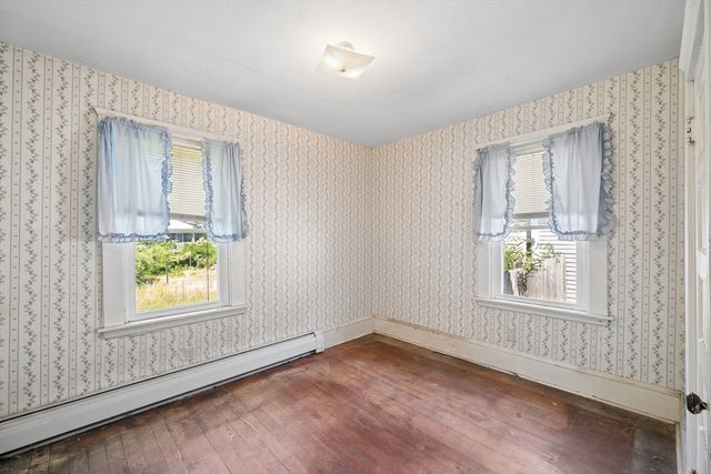 256 Green St, Fairhaven, MA 02719