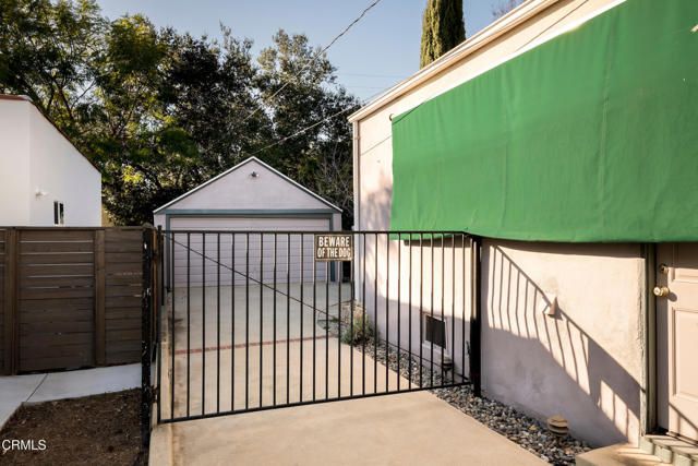 1533 Coolidge Avenue, Pasadena, CA 91104