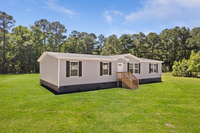 743 Roscoe Court, Cross, SC 29436