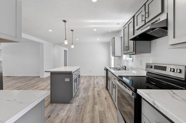 743 Roscoe Court, Cross, SC 29436