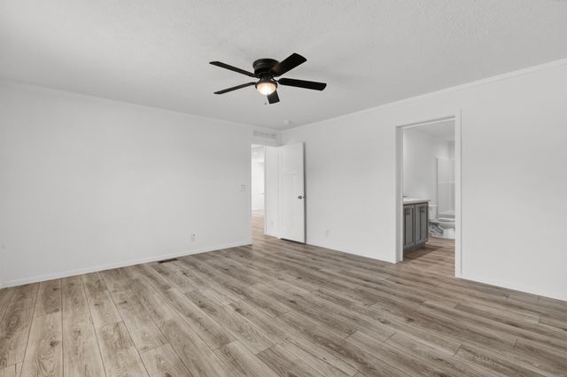 743 Roscoe Court, Cross, SC 29436