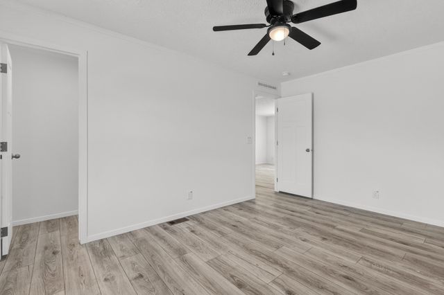 743 Roscoe Court, Cross, SC 29436