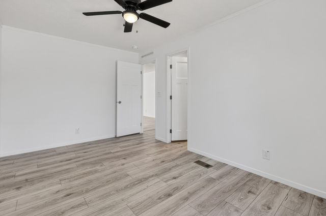 743 Roscoe Court, Cross, SC 29436
