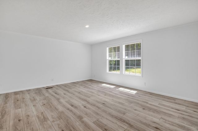 743 Roscoe Court, Cross, SC 29436