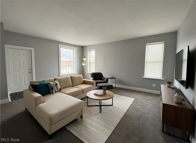2065 23rd Street, Cuyahoga Falls, OH 44223
