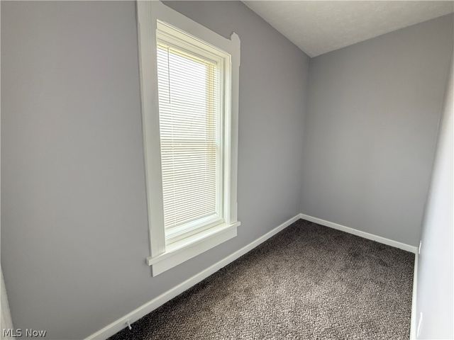 2065 23rd Street, Cuyahoga Falls, OH 44223