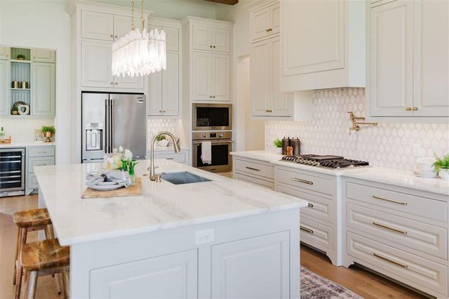 6434 E White Oleander Circle, Lake Charles, LA 70605