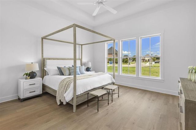 6434 E White Oleander Circle, Lake Charles, LA 70605