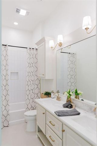 6434 E White Oleander Circle, Lake Charles, LA 70605
