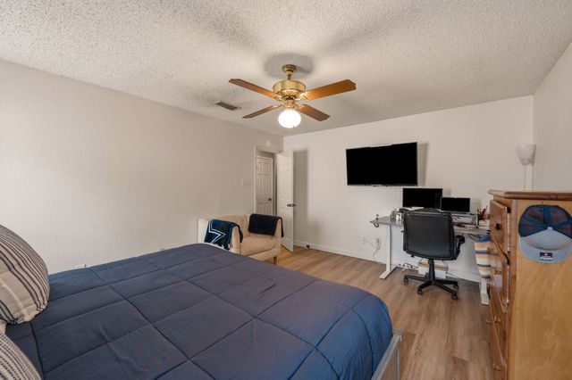 8009 Berrybrook Drive, Watauga, TX 76148